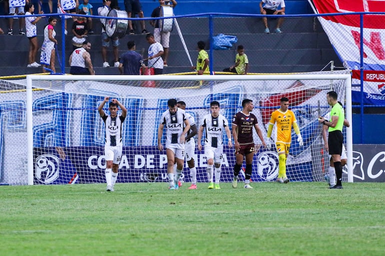 Tacuary: Ganó, descendió y dejó en la cuneta a Nacional – Fútbol