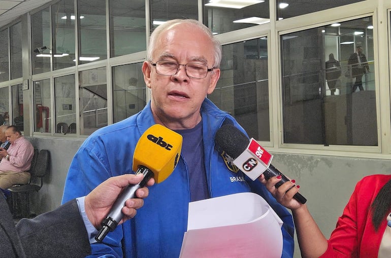 ¡También se fue la luz eléctrica en el Poder Judicial!, parte del juicio a Bower se desarrolló a oscuras
