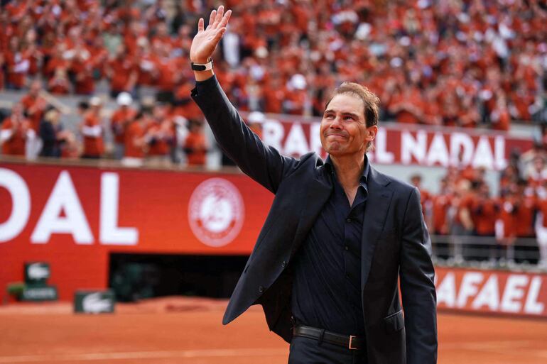 Emotivo homenaje a Rafa Nadal en su casa, Roland Garros