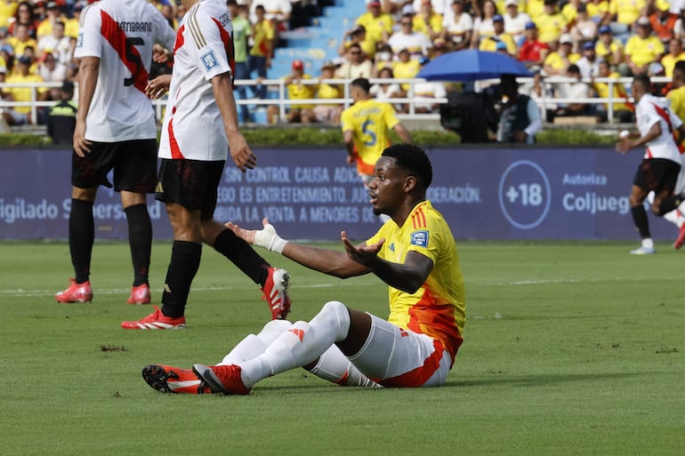 Golpe para Colombia: Jhon Durán es baja confirmada ante Argentina  Internacional