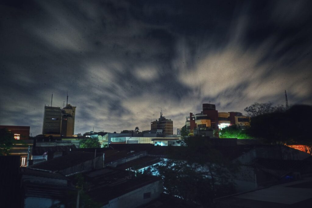 Meteorología: Paraguay en alerta por tormentas este jueves  – Clima