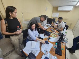 Coimas en la DNIT: arresto para quien cayó con dinero y convocatoria a funcionarios