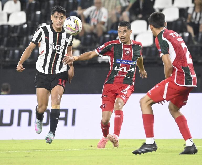 Libertad vs. Tembetary: A qué hora juega hoy y dónde ver