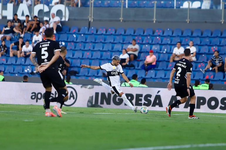 Olimpia va hasta Encarnación para enfrentar a Trinidense