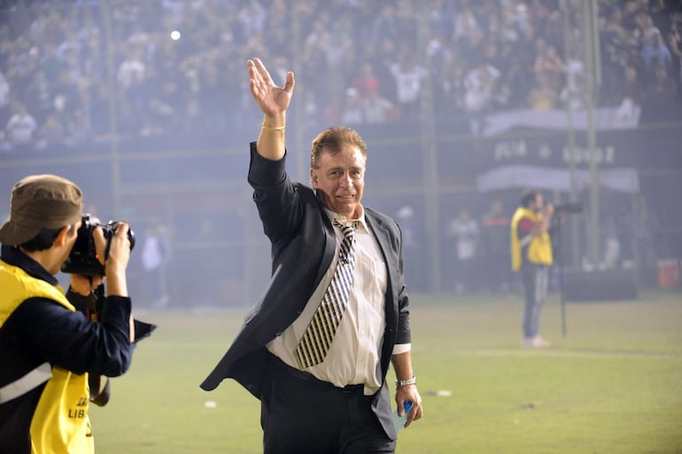 Ever Hugo Almeida, a detalles de regresar a Olimpia – Olimpia