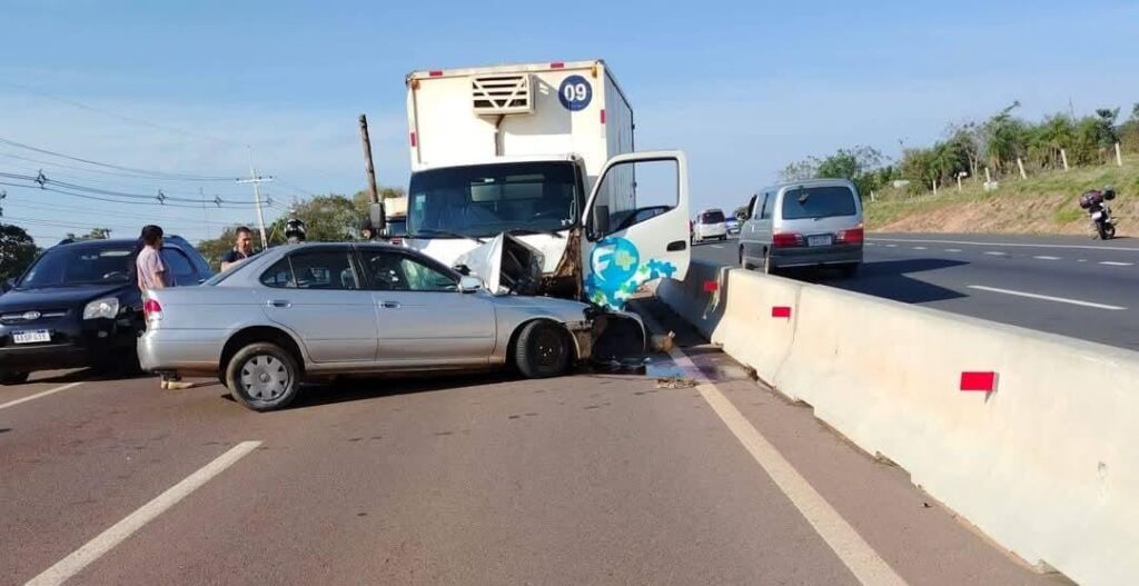 Fatal accidente en Piribebuy: un hombre murió tras choque frontal en la Ruta PY02