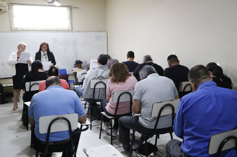 Fraude en concurso docente: MEC asegura que identificará y sancionará a responsables