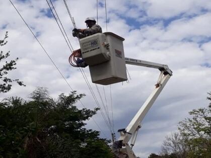 La ANDE pudo facturar solo el 72% de la energía que compró y generó