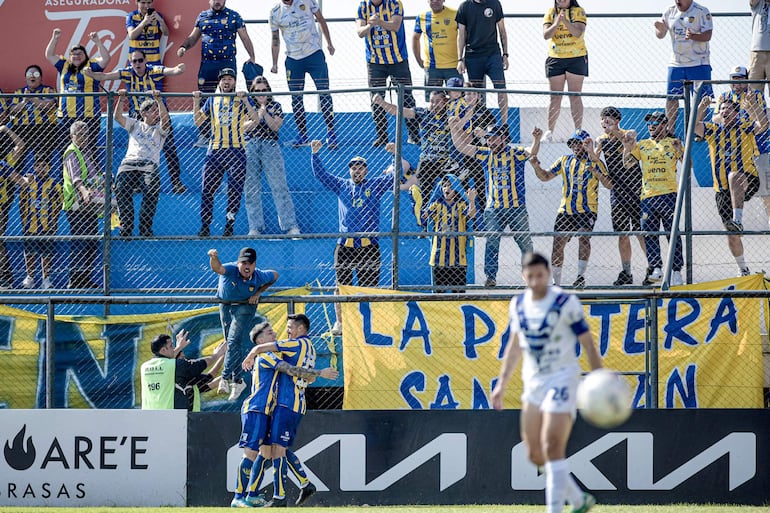 Luqueño logra reponerse en Villeta