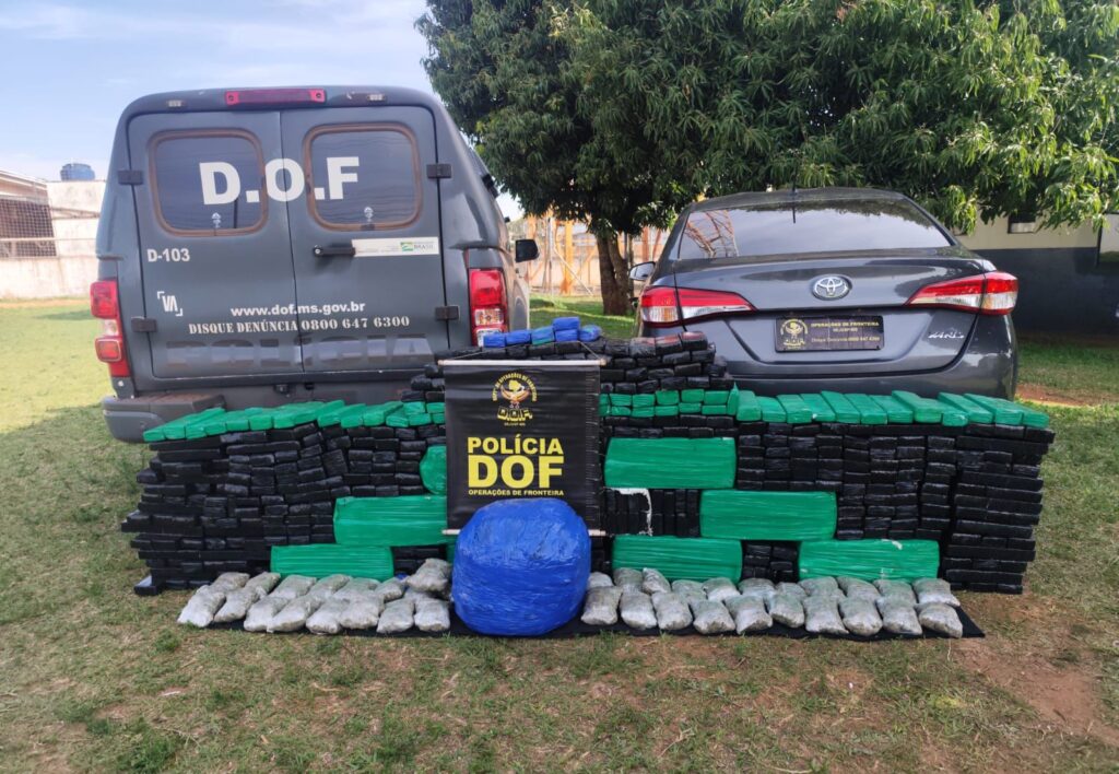 DOF apreende mais de 450 quilos de drogas que seriam entregues no interior do Paraná
