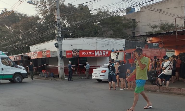 Muere dueño de pollería que sufrió quemaduras tras explosión de garrafa