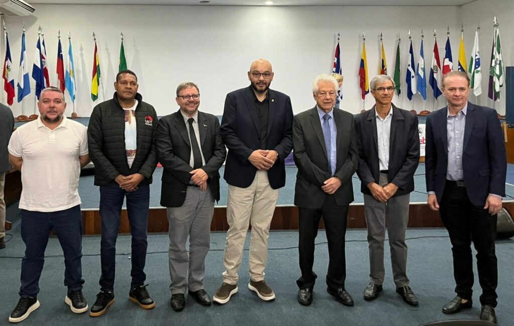 Ponta Porã marca presença em reunião sobre o Acordo Mercosul–União Europeia na UNILA