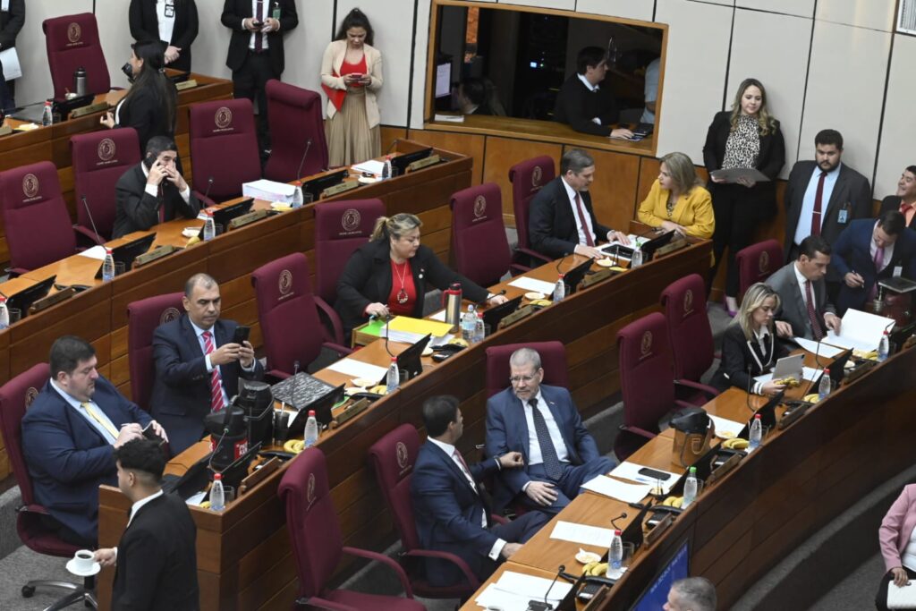 Senado aprueba declaración en defensa de periodistas y contra la violencia