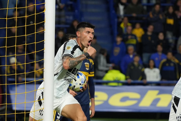 Vídeo: El gol de José Florentín ante Boca Jrs. en la Bombonera