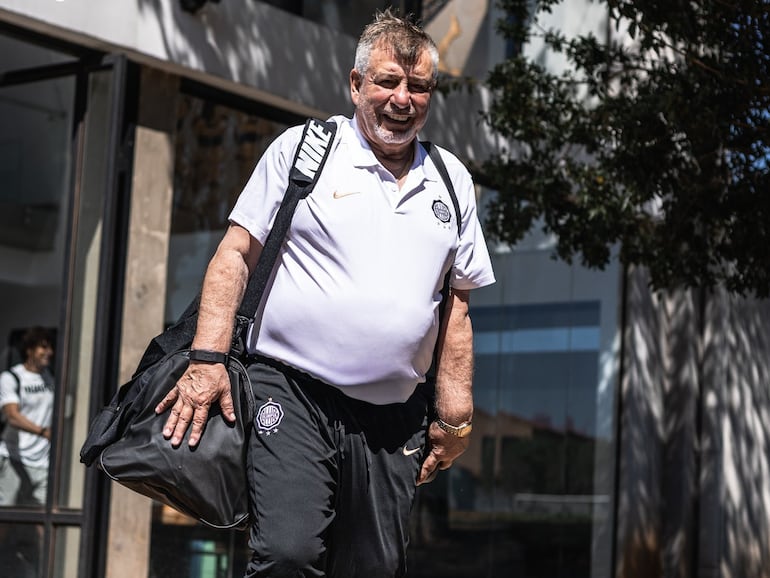 Éver Hugo Almeida: “Jugar un clásico es alegría» – Olimpia