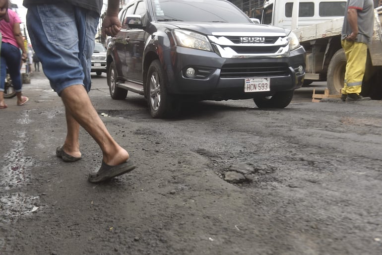 Mercado 4: avenida Rodríguez de Francia se volvió intransitable