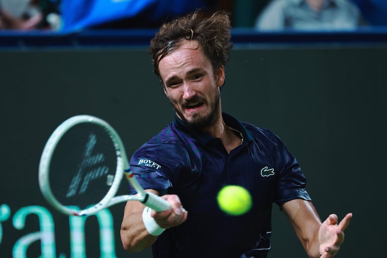 Moutet y Medvedev se citan en la final de Almaty – Tenis